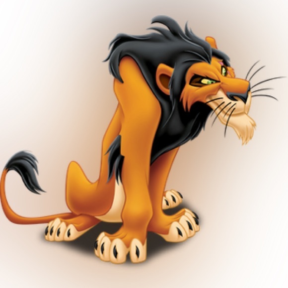 DISNEY Lion King - SCAR all tangled in lights - Picture 2 of 6